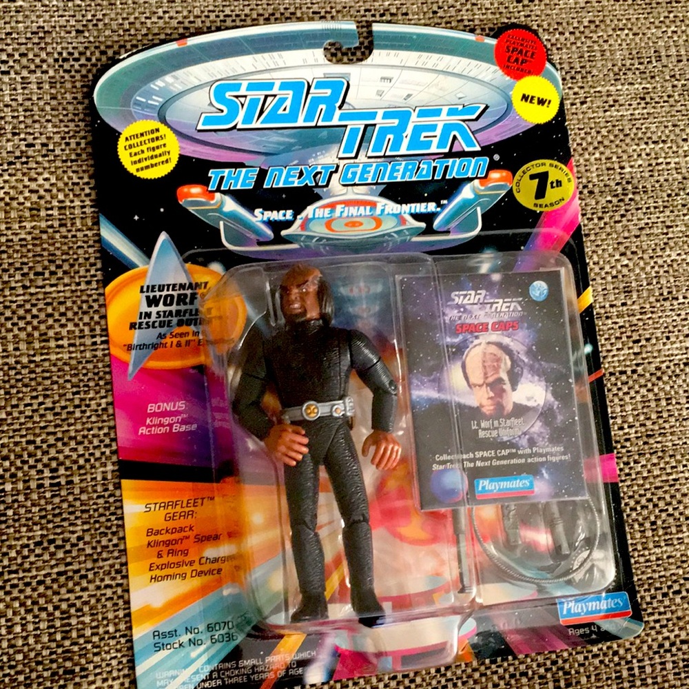 1994 Star Trek The Next Generation LT WORF Rescue Action Figure Playmates #54